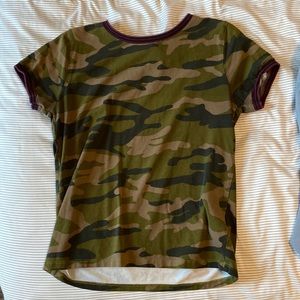 Forever 21 short sleeve camo top
